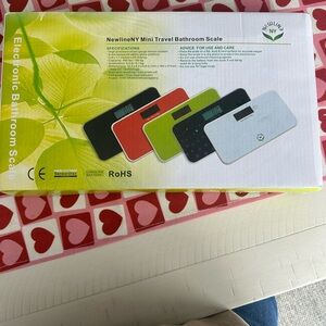 NewlineNY Mini Travel Bathroom Scale